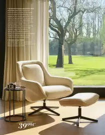 Catalogue Maisons du Monde page 80: Bout de canapé €39,99, Set fauteuil et repose pied mario €499,00