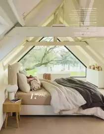 Catalogue Maisons du Monde page 91: Housse de coussin €17,99, Tête de lit coussy €299,00