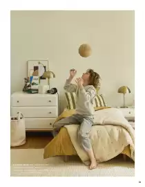 Catalogue Maisons du Monde page 93: Coussin €19,99