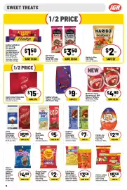 Ritchies catalogue week 35 Page 16: Allen's Freckles €4,80, Cadbury Roses €9,00