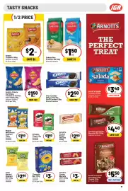 Ritchies catalogue week 35 Page 17: Arnott's Premier Chocolate Chip Cookie €5,50, Sakata Rice Crackers €1,50