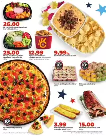 Hy-Vee weekly ad week 36 Page 4: Hy-Vee freshly made fruit tray with dip €26,00