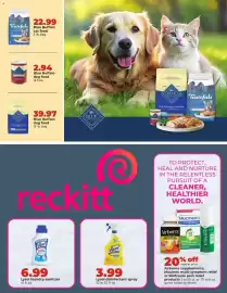 Hy-Vee weekly ad Page 13: Blue Buffalo cat food €22,99, Blue Buffalo dog food €39,97
