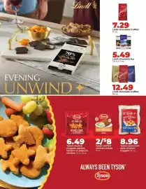 Hy-Vee weekly ad Page 7: Tyson restaurant style chicken nuggets €8,96, Tyson stuffed chicken entrée €8,00