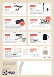 Electrolux Home reklamblad Sida 12: KASTRULLSET MD241814N CULIMAT €1.499,00, STEKBORD S-FRS-4311 SATAKE €499,00