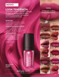 Catálogo Avon Página 39: Avon ultra colour velvety mousse blur matte €10,99, Fluffy Fuchsia €1,98