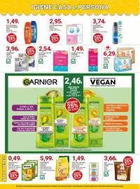 Volantino Doro Daily Pagina 11: Cibo per gatti natural vitality kitekat €0,49, Salva slip cotton carefree senza profumo €2,54