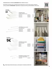 Catálogo IKEA Página 9: Blanco - estante €7,00, Blanco - altarilden cesto de rejilla €9,00
