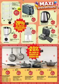 Catalogue Maxi Bazar page 15: Appareil 3 en 1 gaufrier, croque et grill €23,99, Techwood Bouilloire inox €14,39
