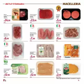 Volantino Futura Supermercati Pagina 11: Salsiccia di suino nazionale solo sale Valcarni €7,99, Petto di pollo FILENI €12,90