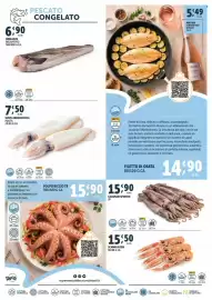Volantino Deco Superfreddo Pagina 2: Calamari sporchi €15,90, Scampi interi €15,50