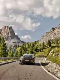 Porsche catalogue Page 7