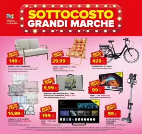 Volantino Oasi Pagina 6: Sdraio comodona in legno €29,99, Divano 2 posti Cambridge €149,00