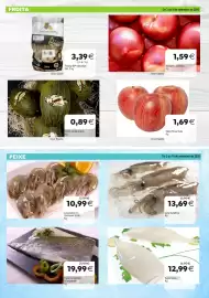 Folleto Supermercados Aquí Página 2: Langostino cru €10,99, Filete de bacallao extra grande €19,99