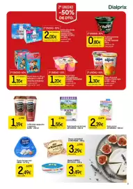 Folleto Dialprix Página 5: Danonino Pouch fresa €1,35, Asturiana nata liquida sin lactosa €1,55