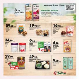 Encarte Zaffari Página 12: Logurte grego yorgus €34,50, Queijo Minas Frescal SanBIOS Santa Clara €49,90