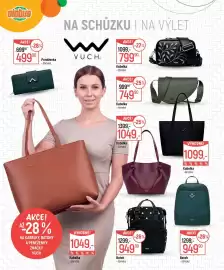 Globus leták Strana 10: Batoh €949,90, Kabelka dámská €1.049,00