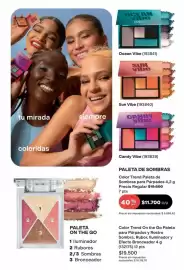 Catálogo Avon Página 51: Off - color trend paleta de sombras para párpados €11.700,00