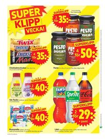 ICA Supermarket reklamblad vecka 37 Sida 10: Läsk Coca-Cola, Fanta, Sprite €29,00, Pesto ICA €50,00