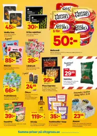 City Gross reklamblad vecka 37 Sida 8: Pizza Suprema €99,00, Valnötter €29,95