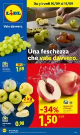 Volantino Lidl settimana 37 Pagina 1: Uva Bianca €1,69, Mele Golden €0,98