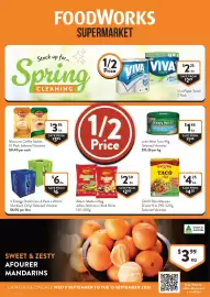 Foodworks catalogue week 37 Page 1: Old El Paso Mexican Dinner Kits €4,25, V Energy Drink Cans €6,00
