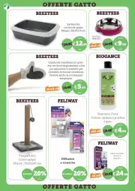 Volantino ZooPlanet Pagina 11: Lettiera Iriz con bordo grigio €12,99, Beeztees guanto da toelettatura €5,49
