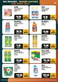 Bestway leaflet week 37 Page 17: Glade with love/honey & chocolate €8,89, Bacofoil zipper all purpose bags €1,19