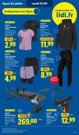Catalogue Lidl semaine 38 page 59: CRIVIT Short technique 2 en 1 femme €4,99, CRIVIT Roue abdominale €12,99