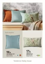 Catálogo Leroy Merlin Página 55: Home - cojín faisa algodón verde €17,99, Cojín nobuck agua €19,99