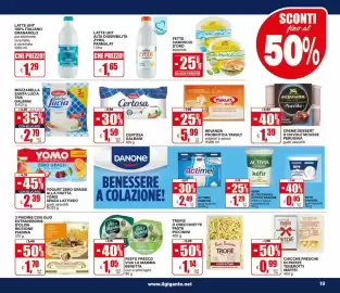 Volantino Il Gigante Pagina 19: Bevanda probiotica Yakult €5,99, Fette Camoscio d'Oro assortite