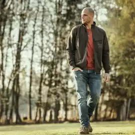 Bushman leták Strana 3