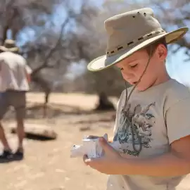 Bushman leták Strana 4