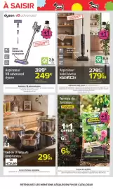 Catalogue Carrefour page 67: Dyson Aspirateur V8 advanced €249,00, DREAME Aspirateur balai laveur €179,99