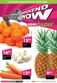 Save Hyper catalogue Page 1: Button Mushrooms Punnet €16,99, Carrots €12,99