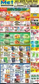 Met Foodmarkets weekly ad week 37 Page 1: Members Mark Water €6,99, Carnation evaporated milk €5,00