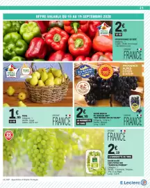 Catalogue E.Leclerc semaine 38 page 31: POIRE €1,99, RAISIN MUSCAT DU VENTOUX AOP €2,99