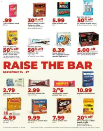 Hy-Vee weekly ad week 38 Page 35: Kind granola bars €5,99, Clif Builders protein bars €9,99