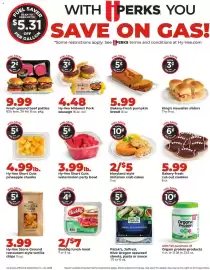 Hy-Vee weekly ad week 38 Page 8: Maryland style imitation crab cakes €5,00, Hy-Vee short cuts watermelon party bowl €3,99