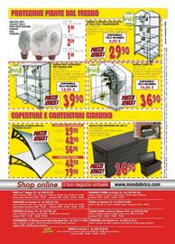 Volantino Mondo Brico Pagina 16: Baule per esterno €36,90, Serra per terrazzo rettangolare €39,90