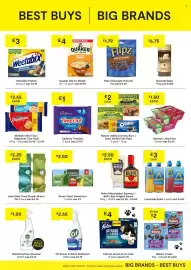 SuperValu leaflet Page 3: Green Giant sweetcorn €2,50, Heinz mayonnaise squeeze / bull's-eye original sauce €2,50