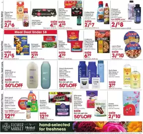 Giant Eagle weekly ad week 38 Page 11: Mrs. T's Pierogies €5,00, Burt's Bees Dish Soap or Hand Soap €3,99