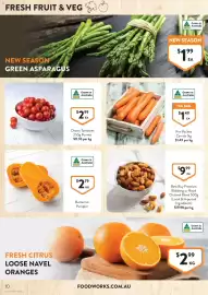 Foodworks catalogue week 38 Page 10: Pre-Packed Carrots €1,49, Cherry Tomatoes €2,99