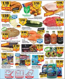 Starsky flyer Page 2: Haribo Chamallows Gummies €2,99, Tago Wafer Rolls €1,99