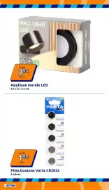 Catalogue Action semaine 38 page 10: Applique murale LED €3,95, VARTA Piles boutons €1,99