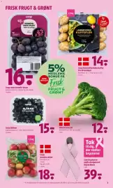 Coop 365 tilbudsavis uge 38 Side 10: Coop blåbær €15,00, Coop æbler €18,00