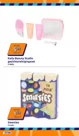 Action folder week 38 Pagina 18: Kaily Beauty Studio gezichtsreinigingsset €5,99, Smarties €1,59