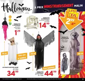 Catalogue Trafic page 7: SQUELETTE A SUSPENDRE €44,99, SQUELETTE EN MORCEAUX €14,99