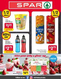 Spar catalogue week 38 Page 14: Cheetos Minis €2,75, Powerade iON4 Sports Drink €2,75