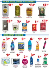 Folleto TOP Cash & Carry Página 8: Maestros Aceituneros aceitunas verdes €11,99, Suavecel papel de cocina €1,35